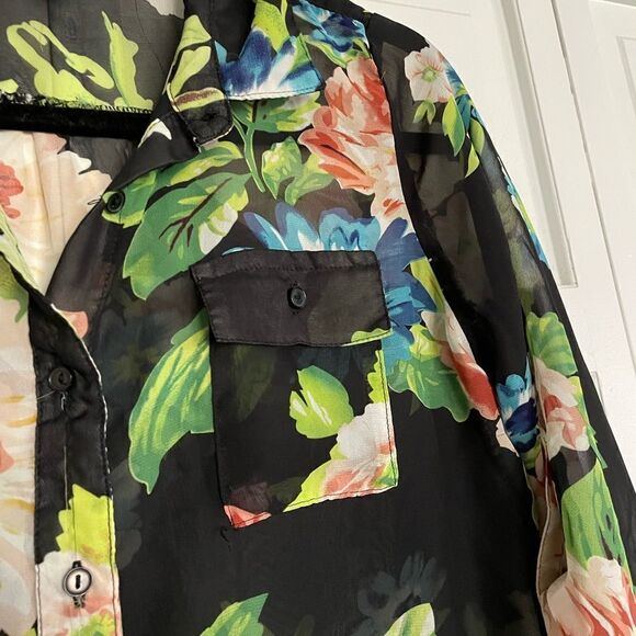 SALE Ambiance apparel floral chiffon button down size small - Picture 5 of 6